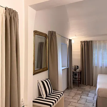 Πανσιόν Gli Arcani